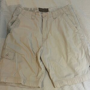 Honolua Men's Beige Cargo Shorts